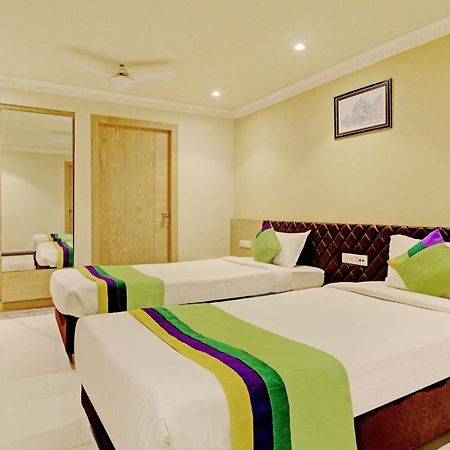 Treebo Asl Prime, Near Ballygunge Railway Station Kalkuta Zewnętrze zdjęcie
