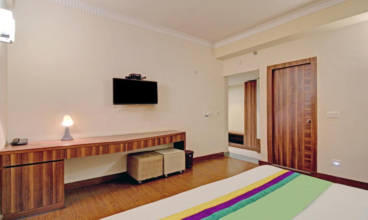 Treebo Asl Prime, Near Ballygunge Railway Station Kalkuta Zewnętrze zdjęcie
